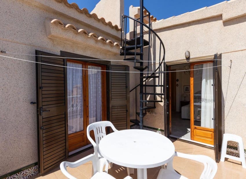 3 camera da letto Villa in vendita in Torrevieja con piscina - 276.000 € (Rif: 9235471)