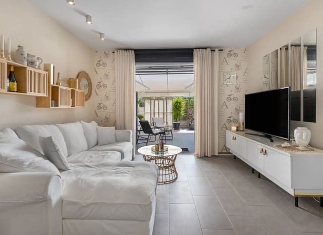 2 Zimmer Strandapartment zu verkaufen in Los Europeos, Torrevieja mit Pool - 319.500 € (Ref: 9235474)