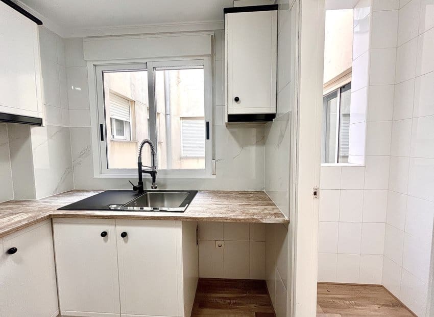 2 bedroom Apartment for sale in San Miguel de Salinas with pool - € 165,000 (Ref: 9242268)