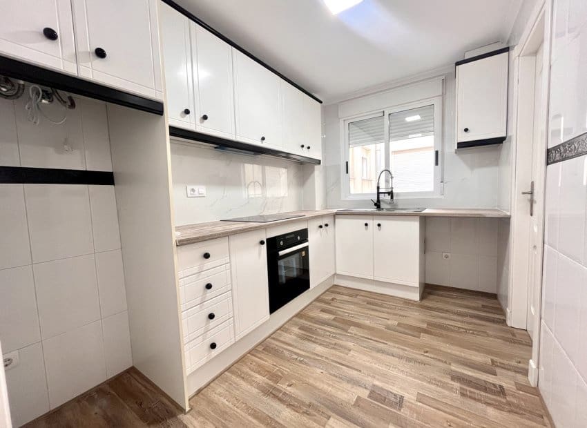 2 bedroom Apartment for sale in San Miguel de Salinas with pool - € 165,000 (Ref: 9242268)