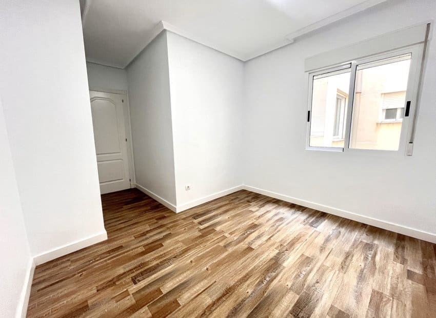 2 bedroom Apartment for sale in San Miguel de Salinas with pool - € 165,000 (Ref: 9242268)