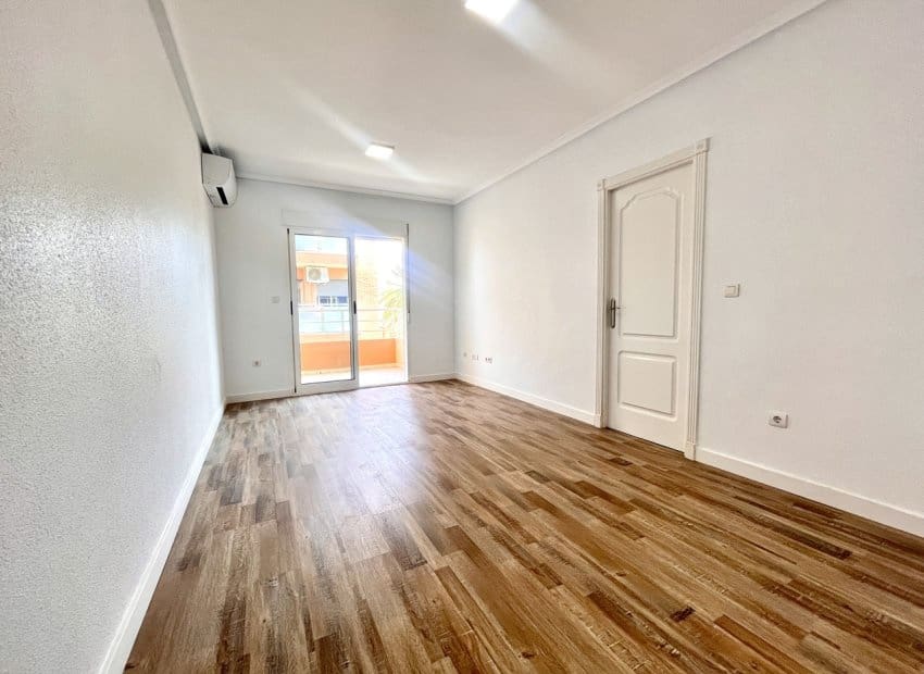 2 bedroom Apartment for sale in San Miguel de Salinas with pool - € 165,000 (Ref: 9242268)