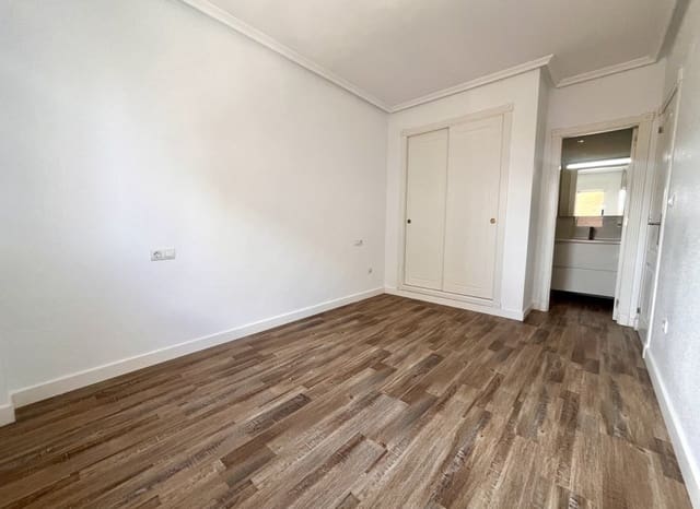 2 bedroom Apartment for sale in San Miguel de Salinas with pool - € 165,000 (Ref: 9242268)