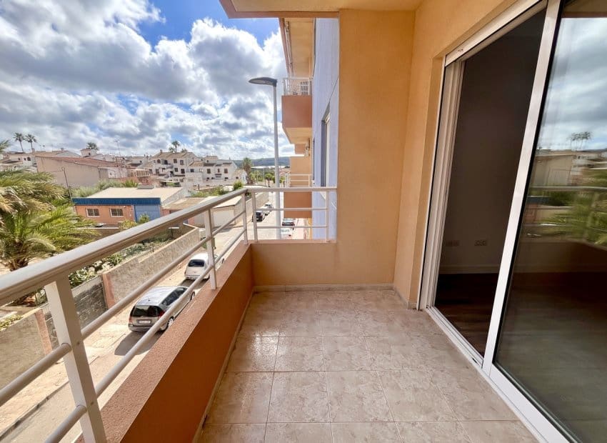 2 bedroom Apartment for sale in San Miguel de Salinas with pool - € 165,000 (Ref: 9242268)