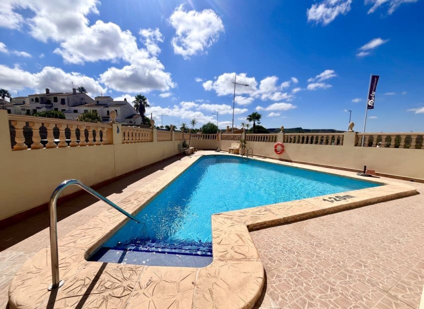 2 bedroom Apartment for sale in San Miguel de Salinas with pool - € 165,000 (Ref: 9242268)