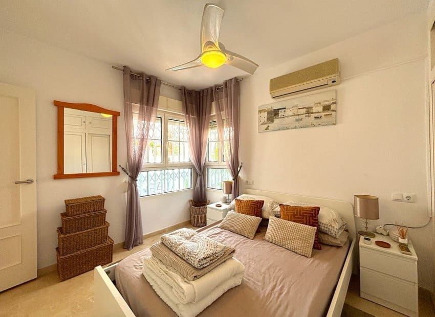 3 bedroom Villa for sale in Orihuela Costa with pool - € 424,995 (Ref: 9242271)