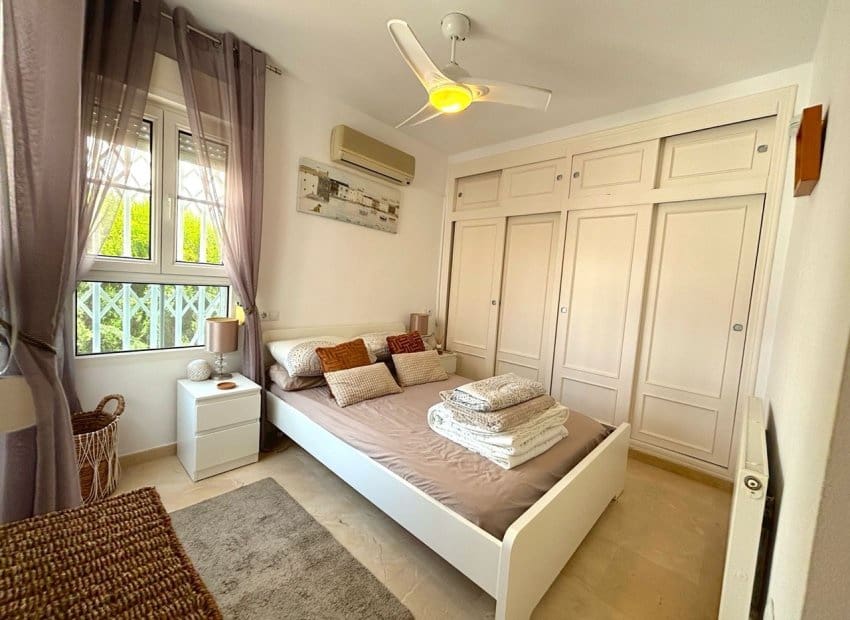 3 bedroom Villa for sale in Orihuela Costa with pool - € 424,995 (Ref: 9242271)