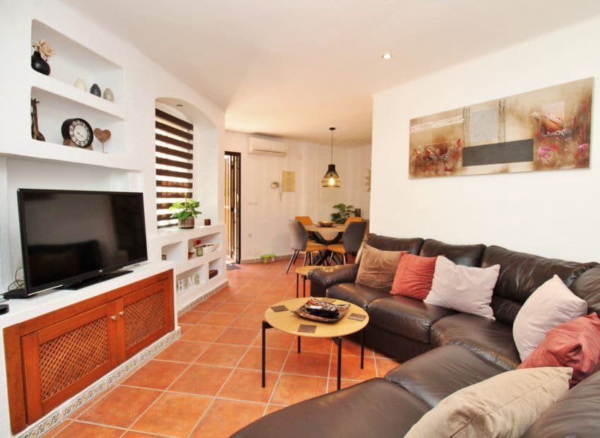 2 soveværelse Lejlighed til salg i Punta Prima med swimmingpool - € 194.950 (Ref: 9245755)