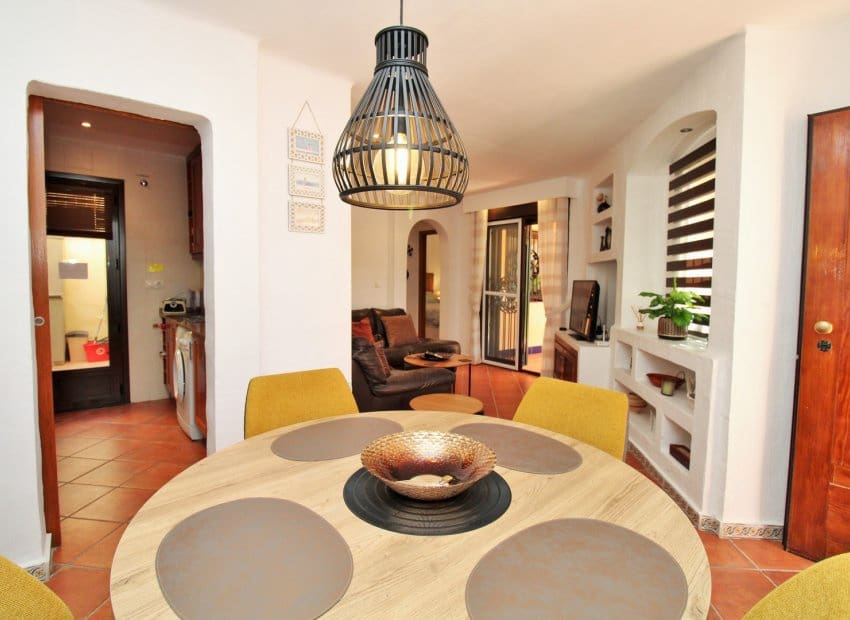 2 soveværelse Lejlighed til salg i Punta Prima med swimmingpool - € 194.950 (Ref: 9245755)