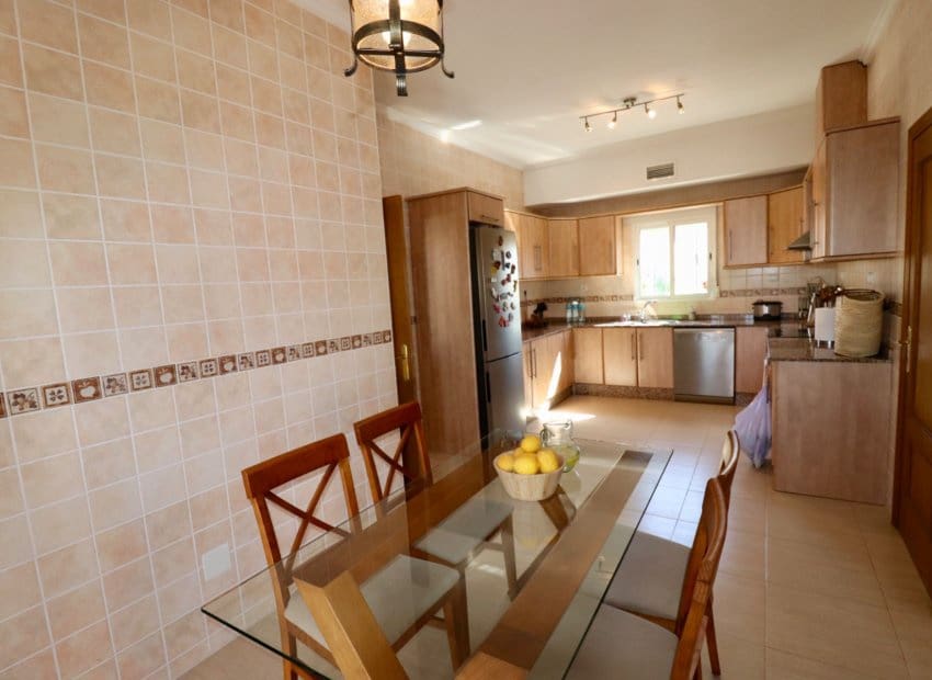 4 sypialnia Willa na sprzedaż w Catral z basenem - 459 000 € (Ref: 9245756)