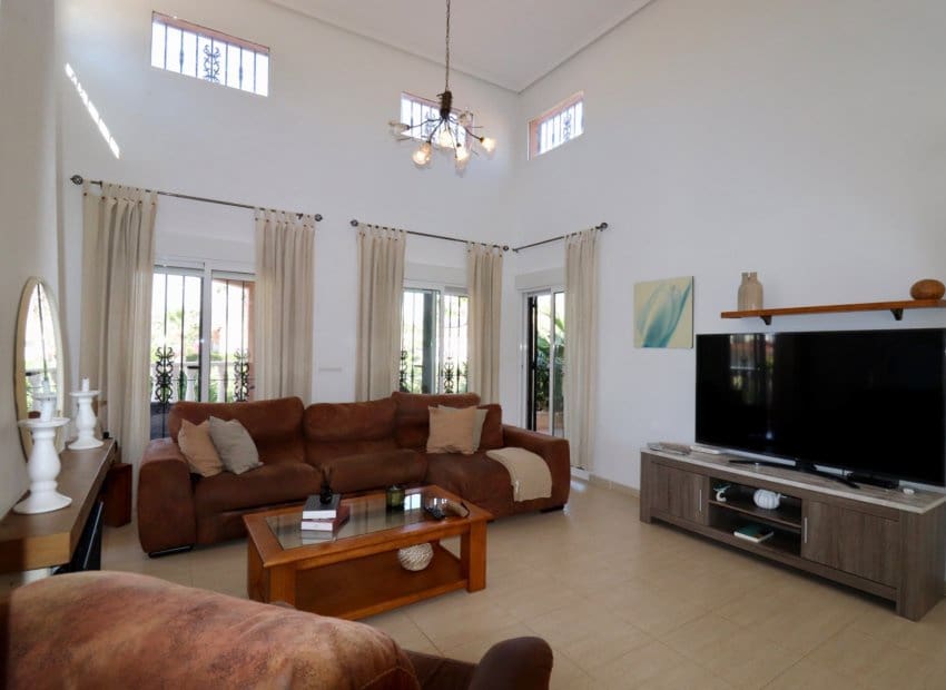 4 sypialnia Willa na sprzedaż w Catral z basenem - 459 000 € (Ref: 9245756)