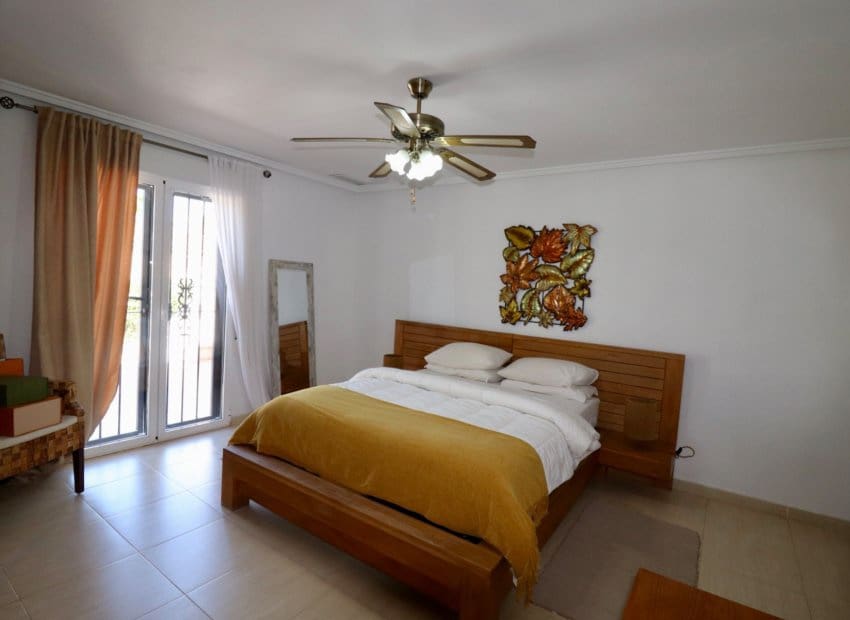 4 sypialnia Willa na sprzedaż w Catral z basenem - 459 000 € (Ref: 9245756)