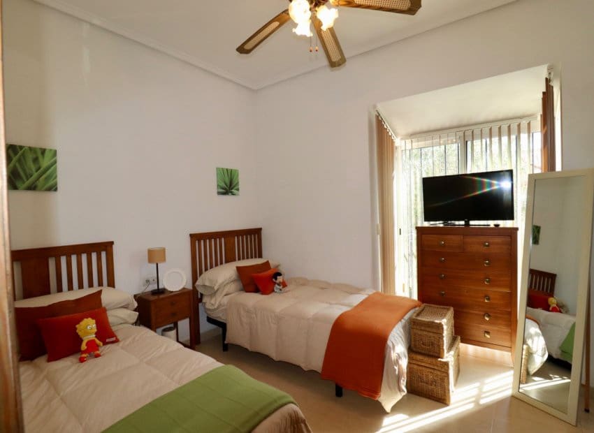 4 sypialnia Willa na sprzedaż w Catral z basenem - 459 000 € (Ref: 9245756)