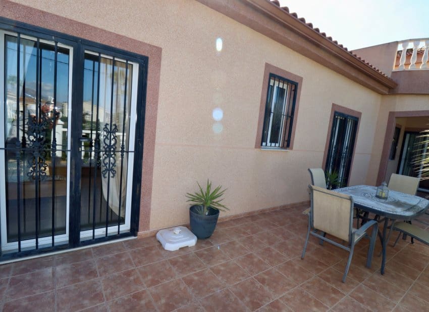 4 sypialnia Willa na sprzedaż w Catral z basenem - 459 000 € (Ref: 9245756)