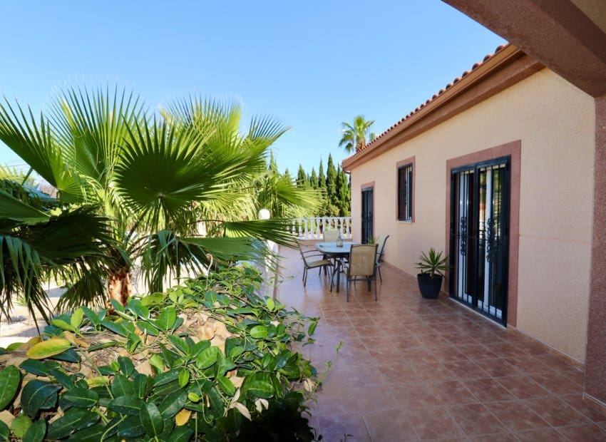 4 sypialnia Willa na sprzedaż w Catral z basenem - 459 000 € (Ref: 9245756)