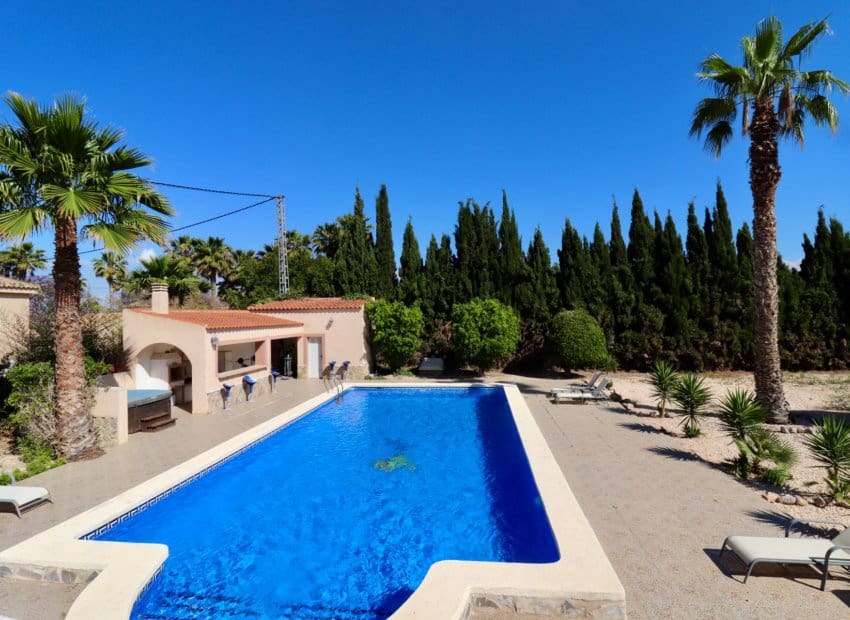 4 sypialnia Willa na sprzedaż w Catral z basenem - 459 000 € (Ref: 9245756)