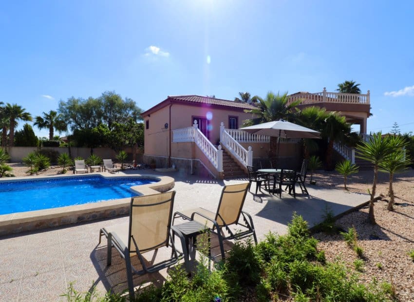 4 sypialnia Willa na sprzedaż w Catral z basenem - 459 000 € (Ref: 9245756)