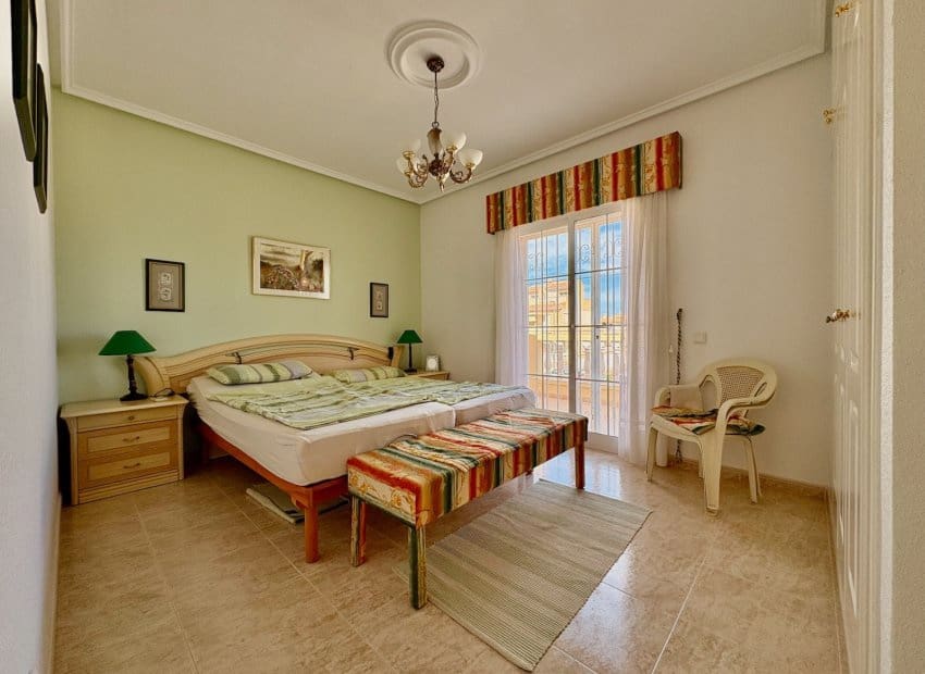 3 soveværelse Byhus til salg i Dona Pepa med swimmingpool - € 249.000 (Ref: 9245762)