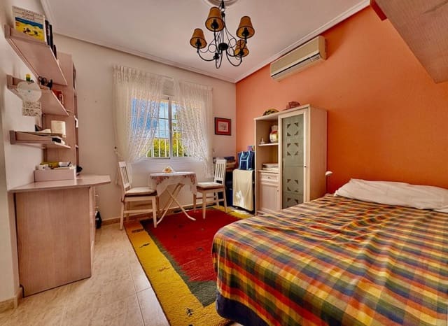 3 soveværelse Byhus til salg i Doña Pepa, Rojales med swimmingpool - € 249.000 (Ref: 9245762)