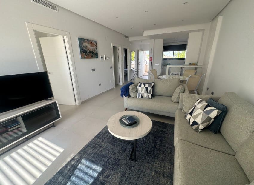 2 sypialnia Apartament na sprzedaż w Dolores De Pacheco z basenem - 210 000 € (Ref: 9245764)