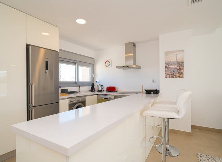 2 soveværelse Lejlighed til salg i Entre Naranjos med swimmingpool - € 235.000 (Ref: 9255883)