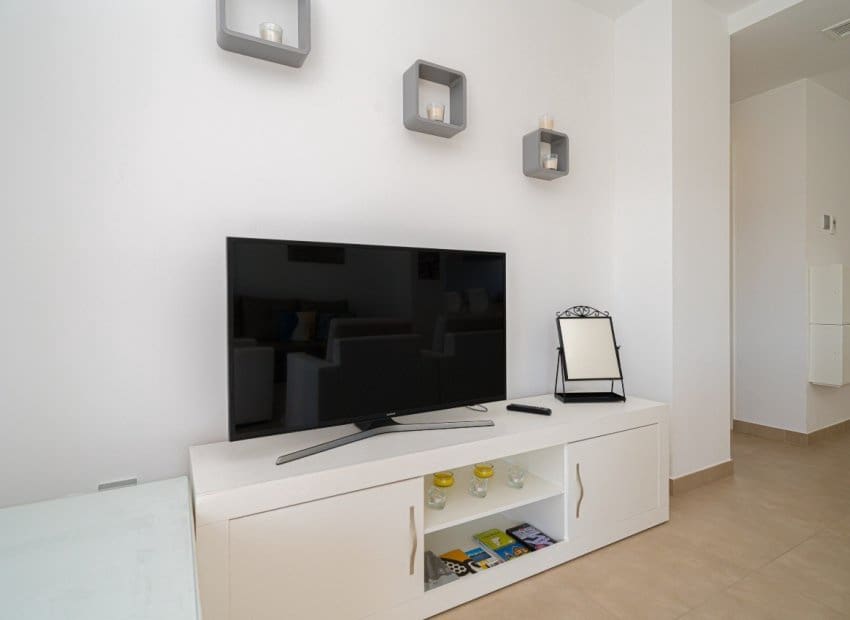 2 soveværelse Lejlighed til salg i Entre Naranjos med swimmingpool - € 235.000 (Ref: 9255883)