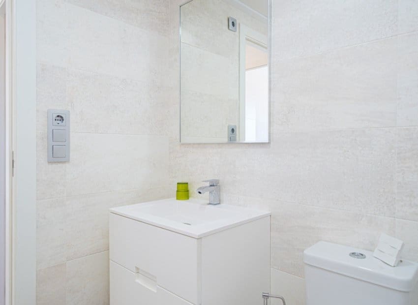 2 soveværelse Lejlighed til salg i Entre Naranjos med swimmingpool - € 235.000 (Ref: 9255883)