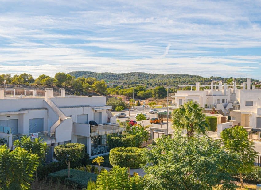 2 soveværelse Lejlighed til salg i Entre Naranjos med swimmingpool - € 235.000 (Ref: 9255883)