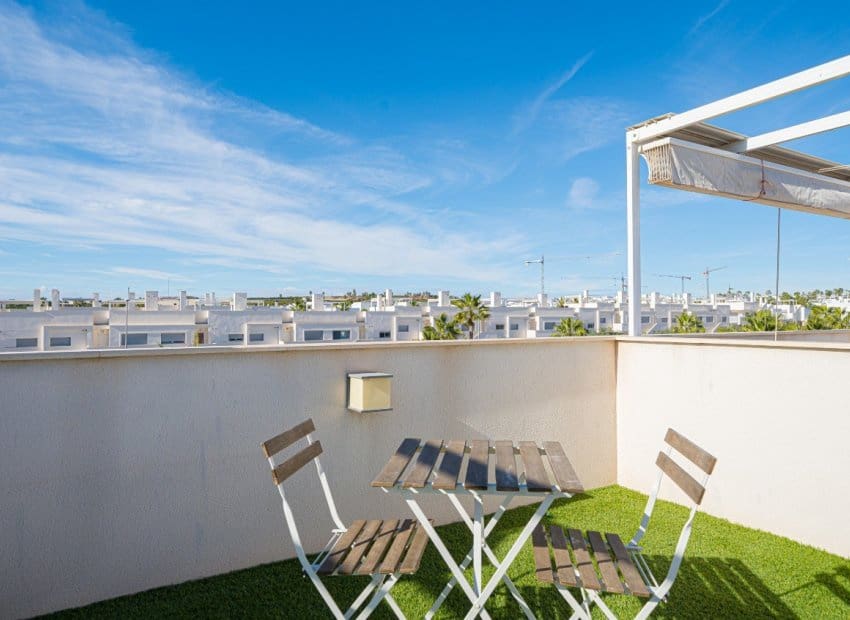 2 soveværelse Lejlighed til salg i Entre Naranjos med swimmingpool - € 235.000 (Ref: 9255883)