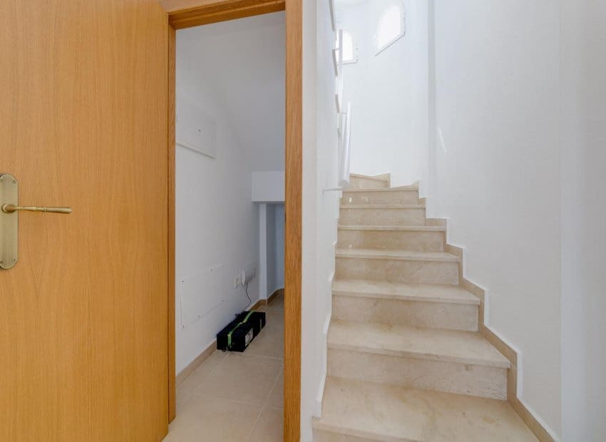 3 soveværelse Semi-Rækkehus til salg i San Fulgencio med swimmingpool - € 275.000 (Ref: 9255884)