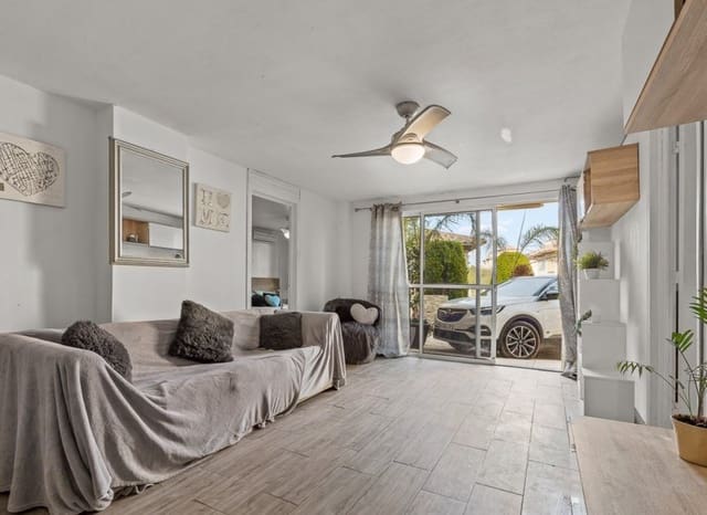 4 chambre Villa/Maison à vendre à Playa Flamenca, Orihuela avec piscine - 399 000 € (Ref: 9266705)