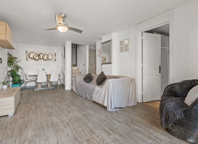 4 chambre Villa/Maison à vendre à Playa Flamenca, Orihuela avec piscine - 399 000 € (Ref: 9266705)