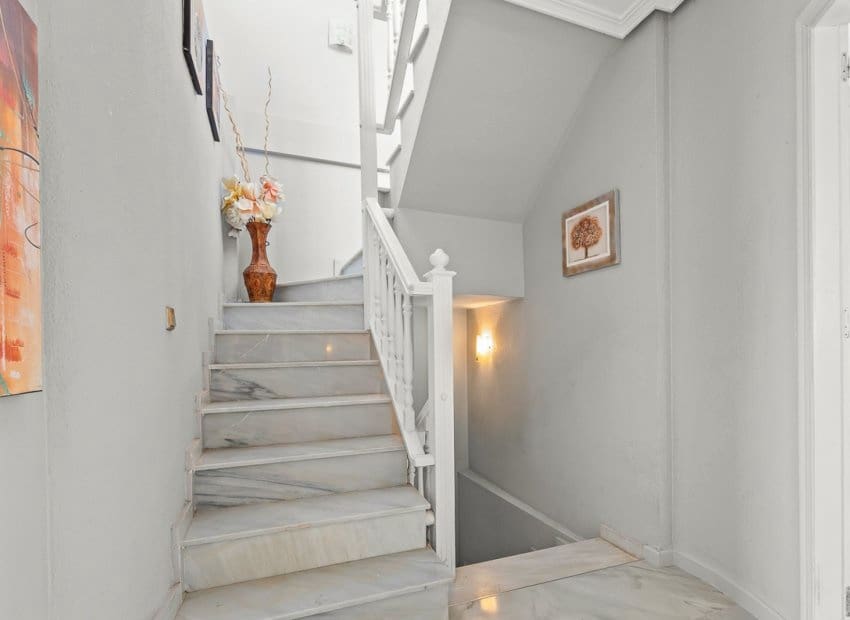 4 chambre Villa/Maison à vendre à Playa Flamenca avec piscine - 399 000 € (Ref: 9266705)