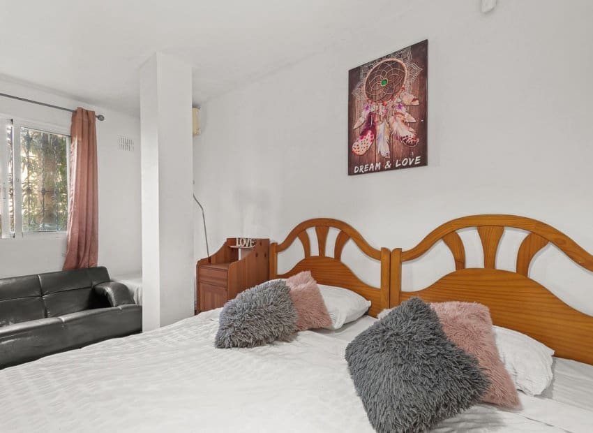 4 chambre Villa/Maison à vendre à Playa Flamenca avec piscine - 399 000 € (Ref: 9266705)