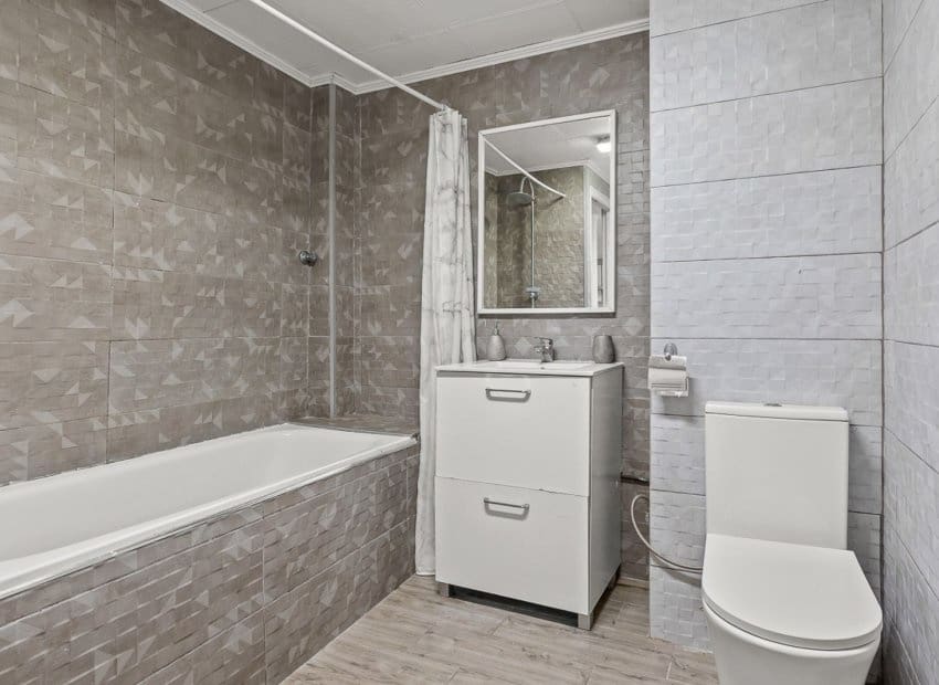 4 chambre Villa/Maison à vendre à Playa Flamenca avec piscine - 399 000 € (Ref: 9266705)