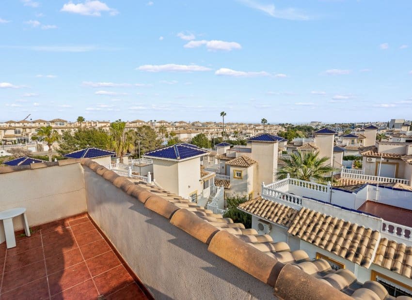 4 chambre Villa/Maison à vendre à Playa Flamenca avec piscine - 399 000 € (Ref: 9266705)