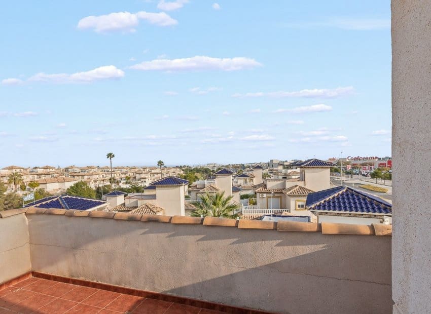 4 chambre Villa/Maison à vendre à Playa Flamenca avec piscine - 399 000 € (Ref: 9266705)