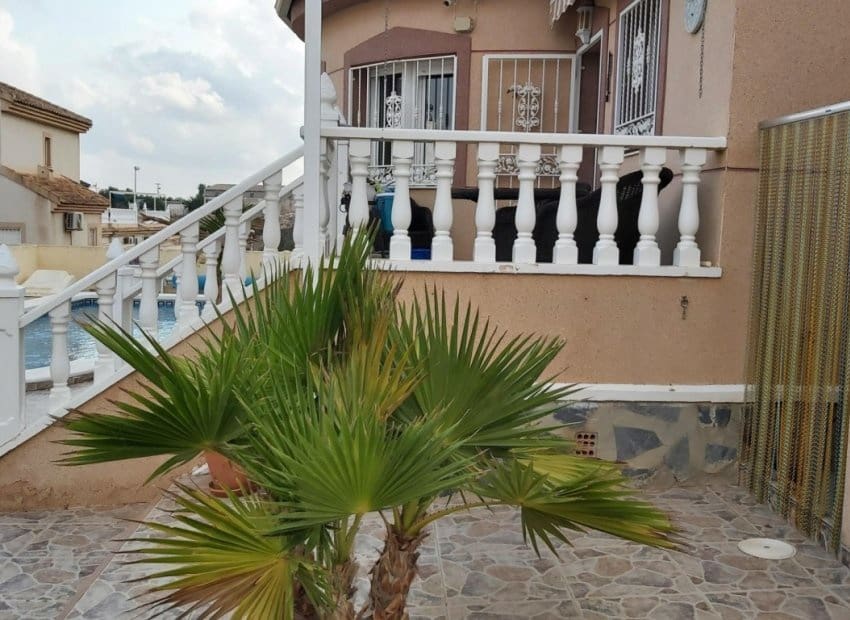 2 chambre Villa/Maison à vendre à Benimar avec piscine - 343 500 € (Ref: 9266706)