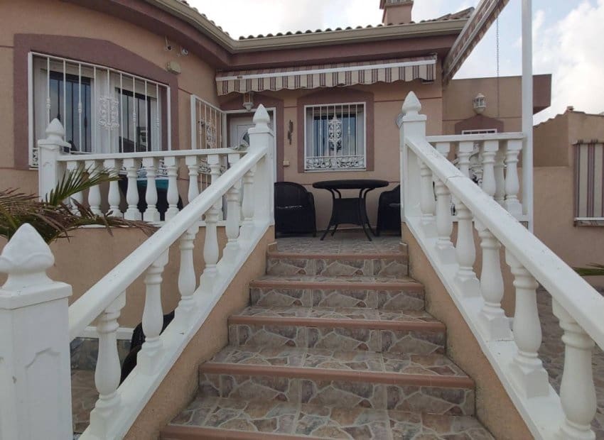 2 chambre Villa/Maison à vendre à Benimar avec piscine - 343 500 € (Ref: 9266706)