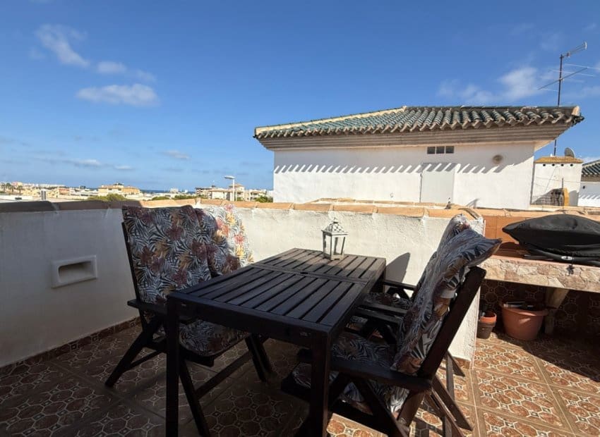 3 slaapkamer Appartement te koop in La Zenia met zwembad - € 204.900 (Ref: 9267618)