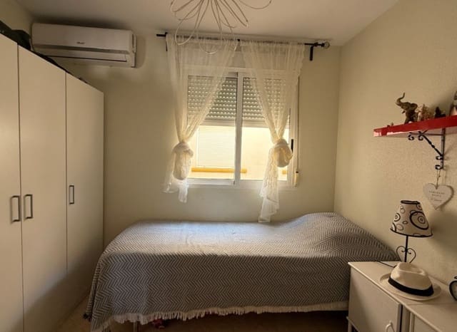 3 slaapkamer Appartement te koop in La Zenia, Orihuela met zwembad - € 204.900 (Ref: 9267618)