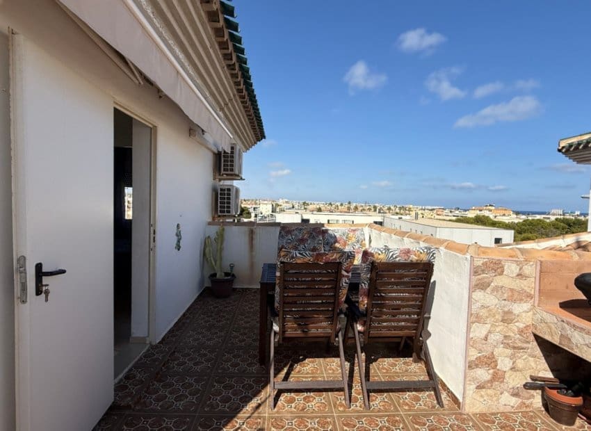 3 slaapkamer Appartement te koop in La Zenia met zwembad - € 204.900 (Ref: 9267618)