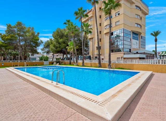 3 soveværelse Penthouse til salg i Punta Prima, Orihuela med swimmingpool - € 269.000 (Ref: 9267623)