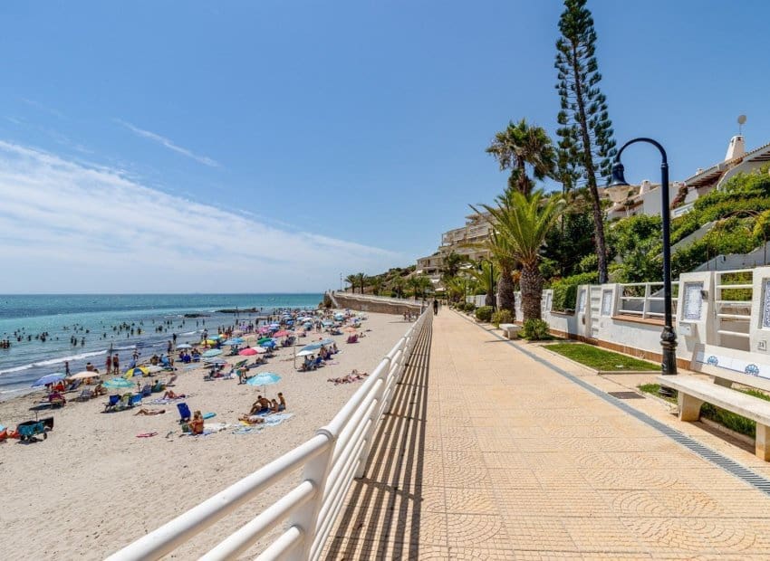 2 sypialnia Penthouse na sprzedaż w Campoamor z basenem - 279 000 € (Ref: 9267625)