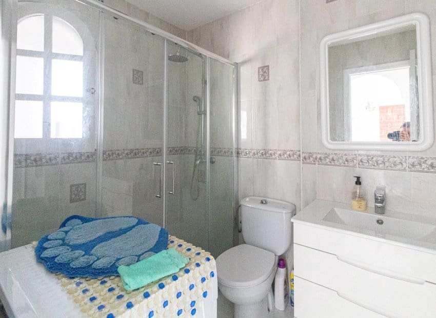 1 sypialnia Penthouse na sprzedaż w Torrevieja z basenem - 115 000 € (Ref: 9267626)