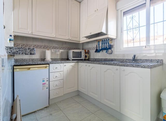 1 sypialnia Penthouse na sprzedaż w Playa de los Náufragos, Torrevieja z basenem - 115 000 € (Ref: 9267626)