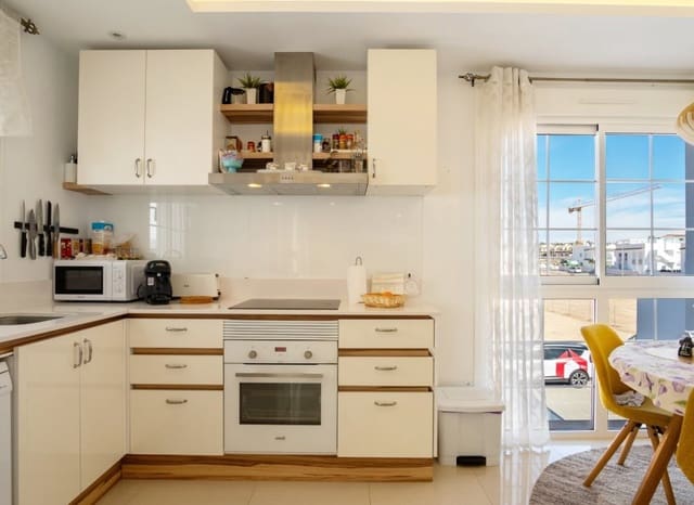 2 soveværelse Penthouse til salg i Doña Pepa, Rojales med swimmingpool - € 270.000 (Ref: 9267628)