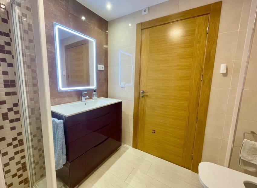 3 quarto Apartamento de Praia para venda em Torrevieja - 329 999 € (Ref: 9267629)