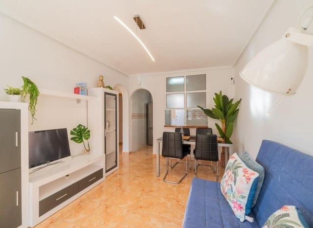 2 bedroom Townhouse for sale in El Limonar, Torrevieja with pool - € 139,000 (Ref: 9267635)