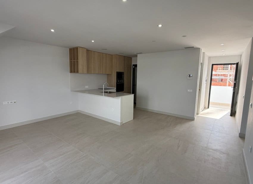 2 Zimmer Apartment zu verkaufen in Torrevieja mit Pool - 305.000 € (Ref: 9275240)